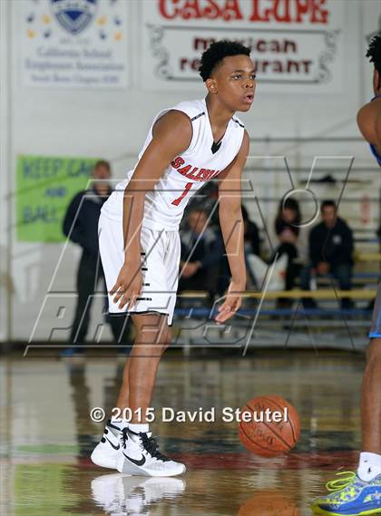 Thumbnail 1 in Capital Christian vs. Salesian College Preparatory (Gridley Invitational) photogallery.