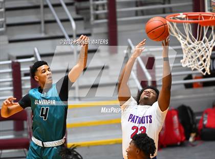 Thumbnail 3 in Olympia vs. John Curtis Christian (Allstate Sugar Bowl National Prep Classic) photogallery.