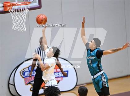 Thumbnail 2 in Olympia vs. John Curtis Christian (Allstate Sugar Bowl National Prep Classic) photogallery.