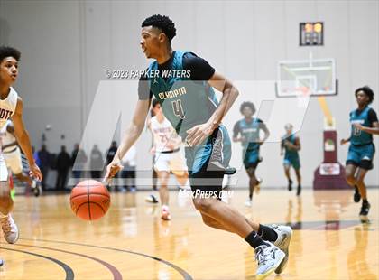 Thumbnail 3 in Olympia vs. John Curtis Christian (Allstate Sugar Bowl National Prep Classic) photogallery.