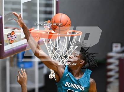 Thumbnail 2 in Olympia vs. John Curtis Christian (Allstate Sugar Bowl National Prep Classic) photogallery.