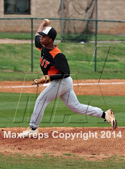Thumbnail 3 in JV: Morristown-Hamblen East @ Seymour photogallery.