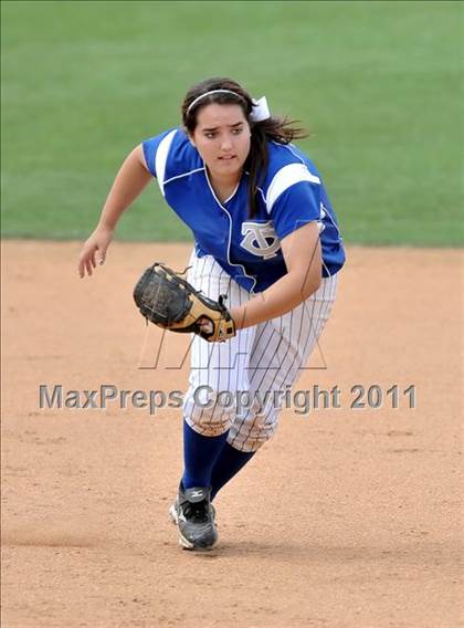 Thumbnail 1 in Palos Verdes Peninsula vs. Temescal Canyon (Woodbridge Tournament) photogallery.