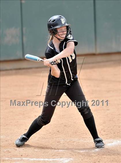 Thumbnail 3 in Palos Verdes Peninsula vs. Temescal Canyon (Woodbridge Tournament) photogallery.