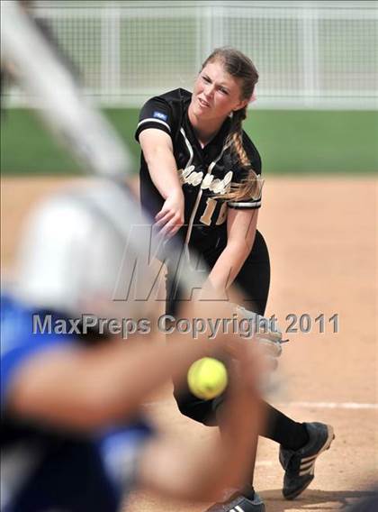 Thumbnail 1 in Palos Verdes Peninsula vs. Temescal Canyon (Woodbridge Tournament) photogallery.