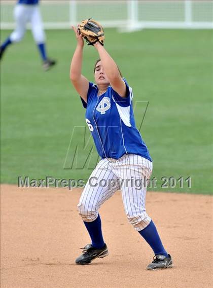 Thumbnail 1 in Palos Verdes Peninsula vs. Temescal Canyon (Woodbridge Tournament) photogallery.