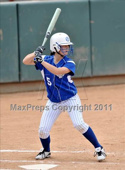 Thumbnail 2 in Palos Verdes Peninsula vs. Temescal Canyon (Woodbridge Tournament) photogallery.