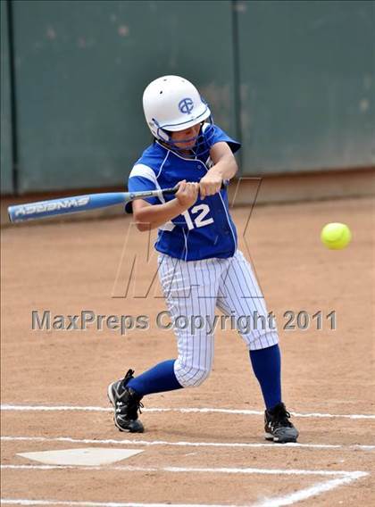 Thumbnail 2 in Palos Verdes Peninsula vs. Temescal Canyon (Woodbridge Tournament) photogallery.