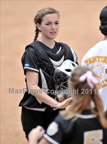 Thumbnail 2 in Palos Verdes Peninsula vs. Temescal Canyon (Woodbridge Tournament) photogallery.