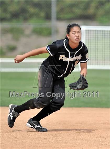 Thumbnail 3 in Palos Verdes Peninsula vs. Temescal Canyon (Woodbridge Tournament) photogallery.