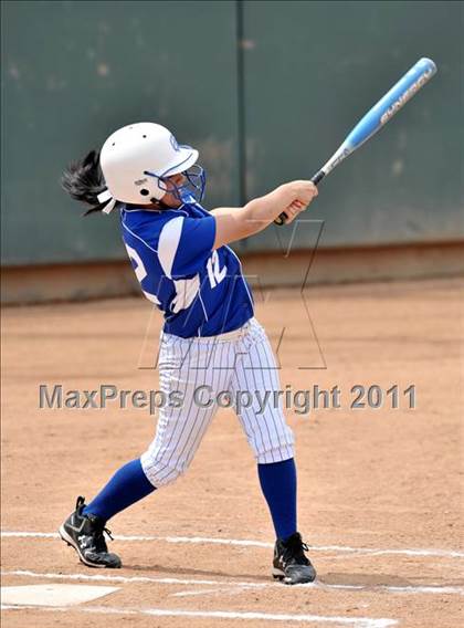 Thumbnail 3 in Palos Verdes Peninsula vs. Temescal Canyon (Woodbridge Tournament) photogallery.