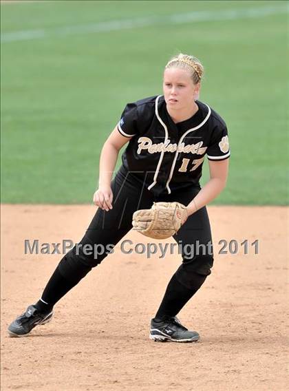 Thumbnail 2 in Palos Verdes Peninsula vs. Temescal Canyon (Woodbridge Tournament) photogallery.