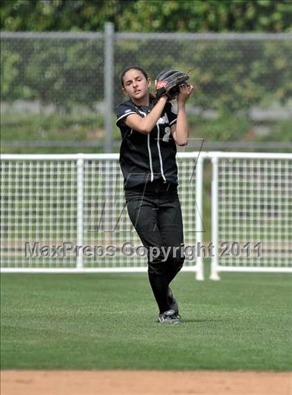Thumbnail 2 in Palos Verdes Peninsula vs. Temescal Canyon (Woodbridge Tournament) photogallery.