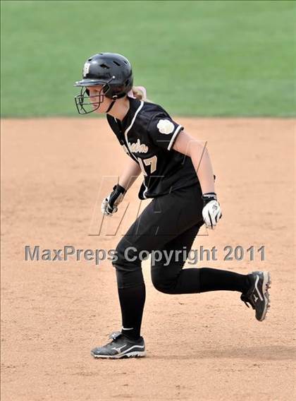 Thumbnail 1 in Palos Verdes Peninsula vs. Temescal Canyon (Woodbridge Tournament) photogallery.