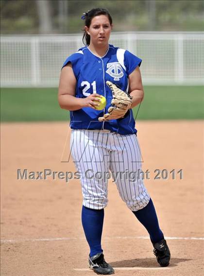 Thumbnail 1 in Palos Verdes Peninsula vs. Temescal Canyon (Woodbridge Tournament) photogallery.