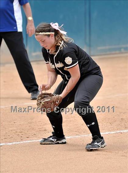 Thumbnail 3 in Palos Verdes Peninsula vs. Temescal Canyon (Woodbridge Tournament) photogallery.