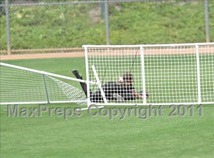 Thumbnail 2 in Palos Verdes Peninsula vs. Temescal Canyon (Woodbridge Tournament) photogallery.