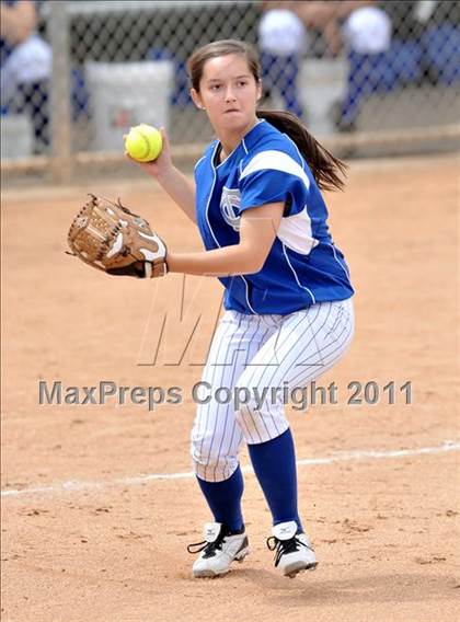 Thumbnail 2 in Palos Verdes Peninsula vs. Temescal Canyon (Woodbridge Tournament) photogallery.