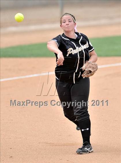 Thumbnail 2 in Palos Verdes Peninsula vs. Temescal Canyon (Woodbridge Tournament) photogallery.