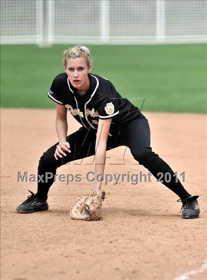 Thumbnail 2 in Palos Verdes Peninsula vs. Temescal Canyon (Woodbridge Tournament) photogallery.
