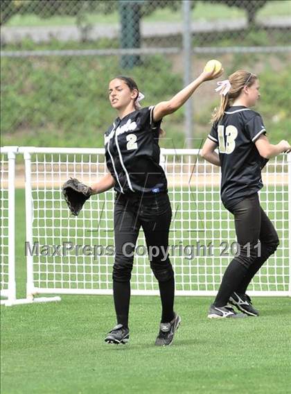 Thumbnail 1 in Palos Verdes Peninsula vs. Temescal Canyon (Woodbridge Tournament) photogallery.
