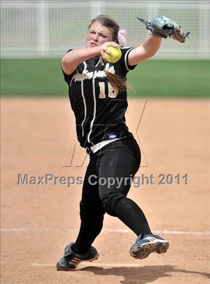 Thumbnail 2 in Palos Verdes Peninsula vs. Temescal Canyon (Woodbridge Tournament) photogallery.