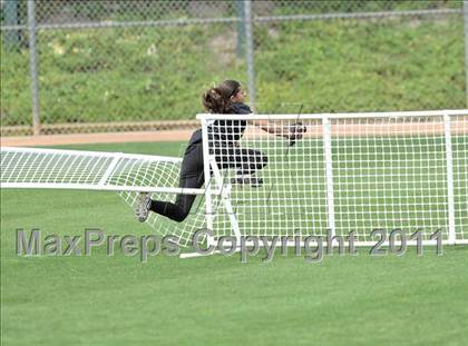 Thumbnail 3 in Palos Verdes Peninsula vs. Temescal Canyon (Woodbridge Tournament) photogallery.