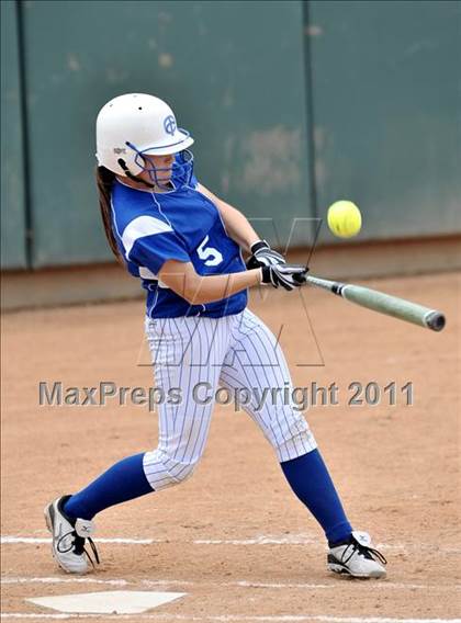 Thumbnail 3 in Palos Verdes Peninsula vs. Temescal Canyon (Woodbridge Tournament) photogallery.