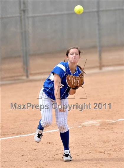 Thumbnail 1 in Palos Verdes Peninsula vs. Temescal Canyon (Woodbridge Tournament) photogallery.