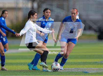 Thumbnail 3 in Clovis vs. Madera photogallery.