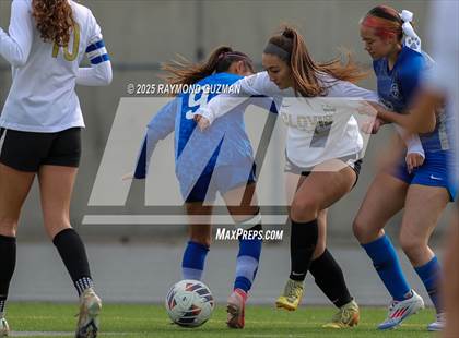 Thumbnail 1 in Clovis vs. Madera photogallery.