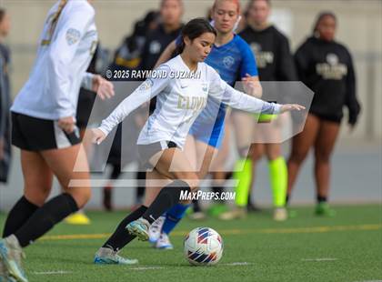 Thumbnail 2 in Clovis vs. Madera photogallery.