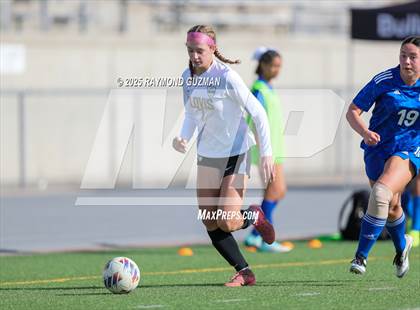 Thumbnail 2 in Clovis vs. Madera photogallery.