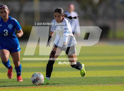 Thumbnail 2 in Clovis vs. Madera photogallery.