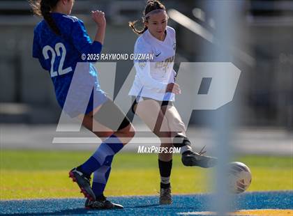 Thumbnail 2 in Clovis vs. Madera photogallery.