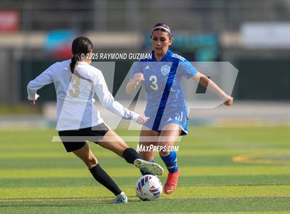 Thumbnail 3 in Clovis vs. Madera photogallery.