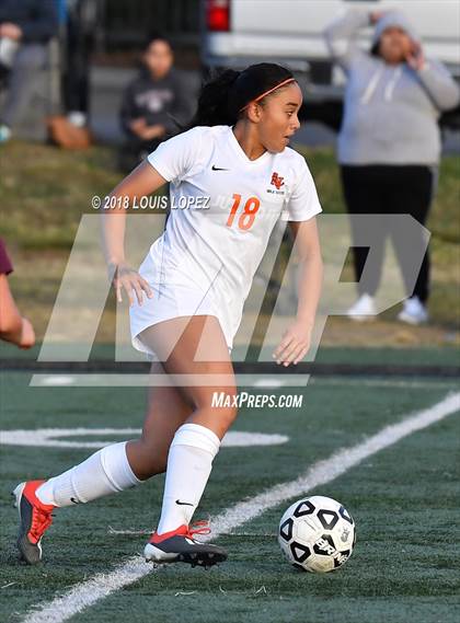 Thumbnail 3 in University Prep vs. Apple Valley photogallery.