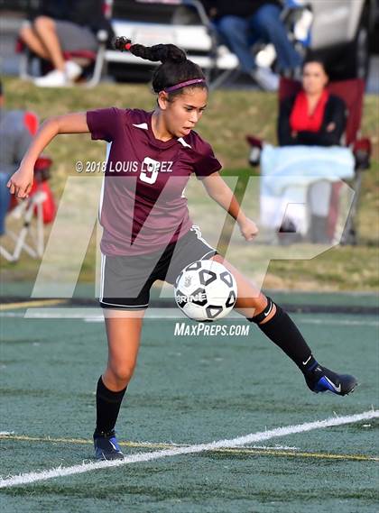Thumbnail 3 in University Prep vs. Apple Valley photogallery.
