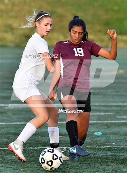 Thumbnail 3 in University Prep vs. Apple Valley photogallery.