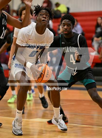 Thumbnail 3 in Gateway Charter vs Coral Glades (Sun Bash Tampa) photogallery.