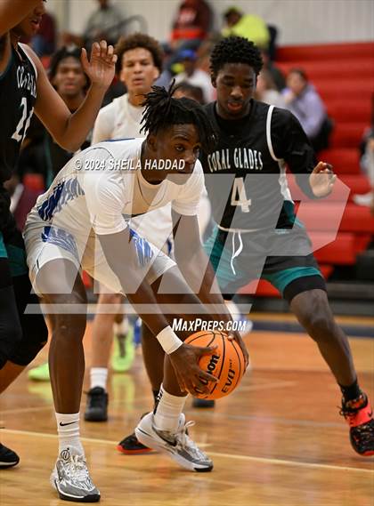 Thumbnail 2 in Gateway Charter vs Coral Glades (Sun Bash Tampa) photogallery.