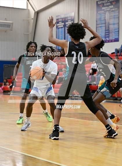 Thumbnail 3 in Gateway Charter vs Coral Glades (Sun Bash Tampa) photogallery.