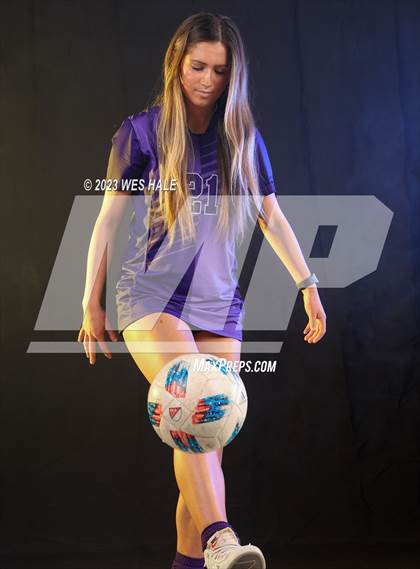 Thumbnail 1 in DeSoto Central (Team & Individual)  photogallery.
