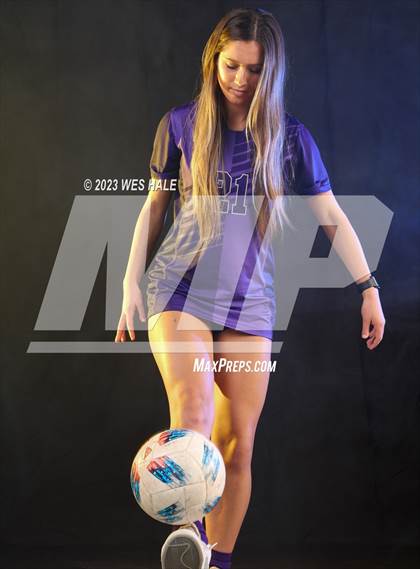 Thumbnail 3 in DeSoto Central (Team & Individual)  photogallery.
