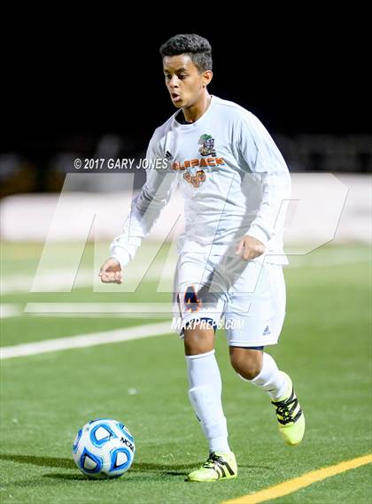 Thumbnail 3 in Cosumnes Oaks vs Gregori (CIF SJS D2 Final) photogallery.