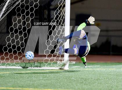 Thumbnail 1 in Cosumnes Oaks vs Gregori (CIF SJS D2 Final) photogallery.