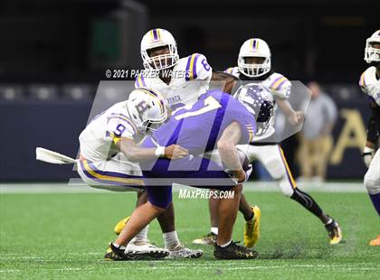 Thumbnail 2 in Logansport vs. Homer (LHSAA 1A Final) photogallery.