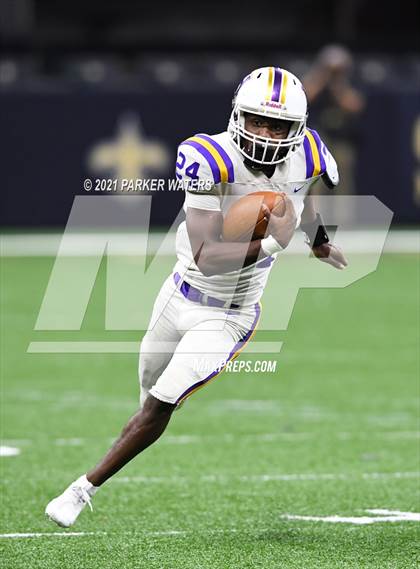 Thumbnail 2 in Logansport vs. Homer (LHSAA 1A Final) photogallery.