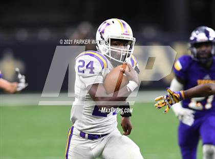 Thumbnail 3 in Logansport vs. Homer (LHSAA 1A Final) photogallery.