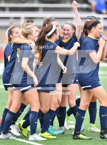 Thumbnail 3 in Highland Park vs Midlothian (UIL 5A Region 2 Semifinal) photogallery.